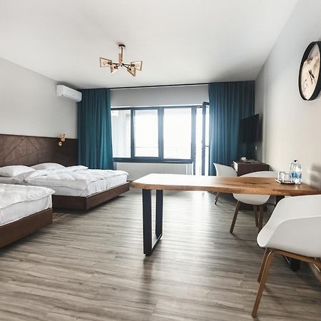 Sofia Hotel Velyka Omelyana エクステリア 写真
